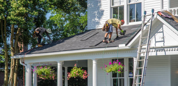 Best Roof Gutter Cleaning  in Old Mystic, CT